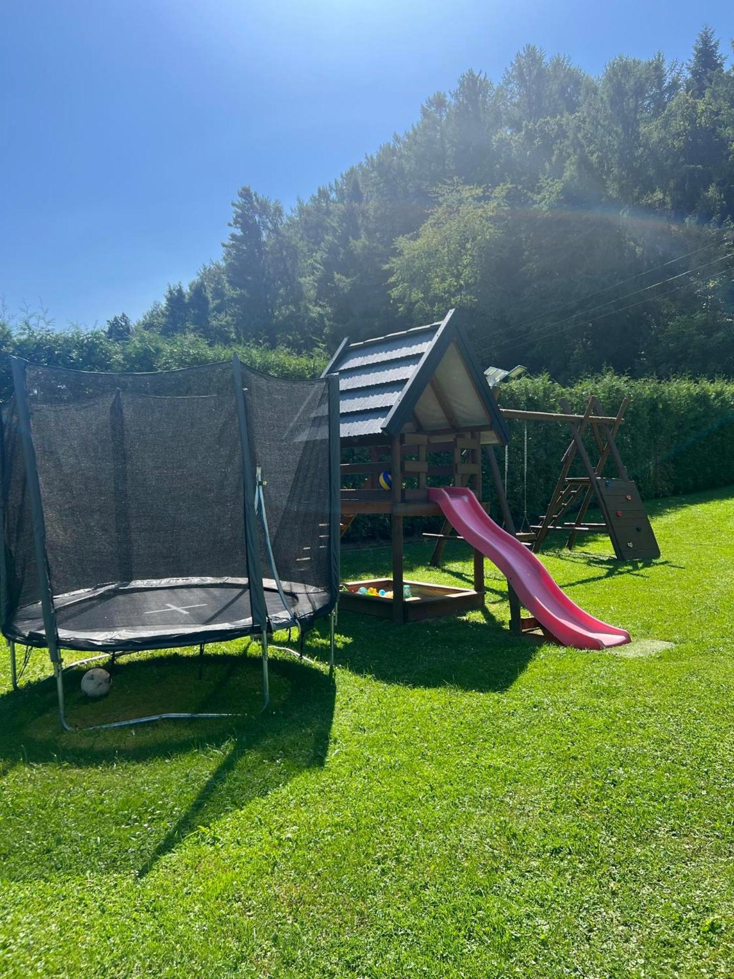 Domki Pod Polana Lesko Exteriör bild