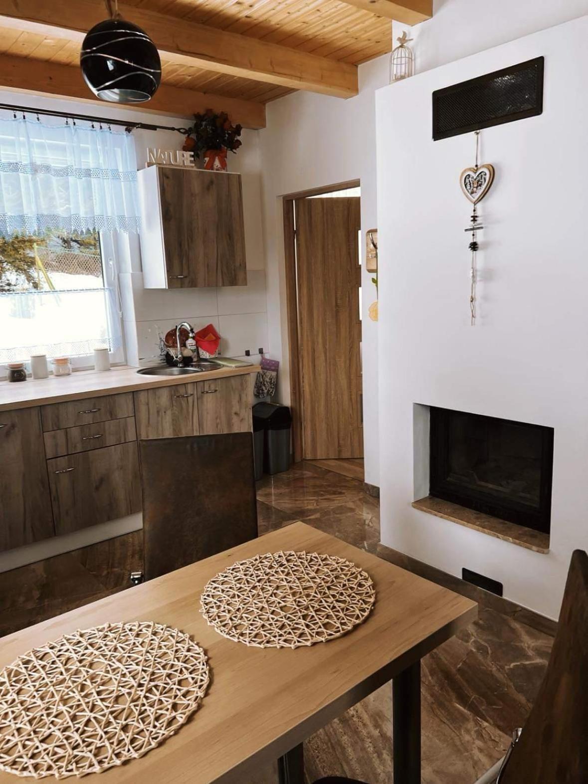 Domki Pod Polana Lesko Exteriör bild